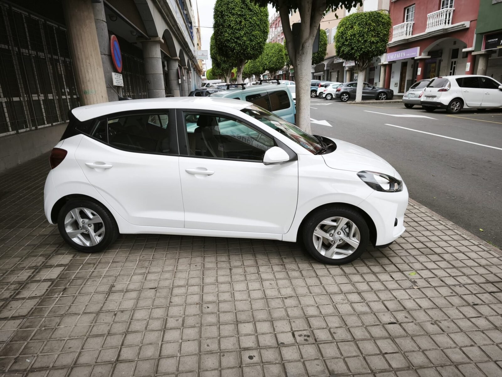 HYUNDAI TECNO