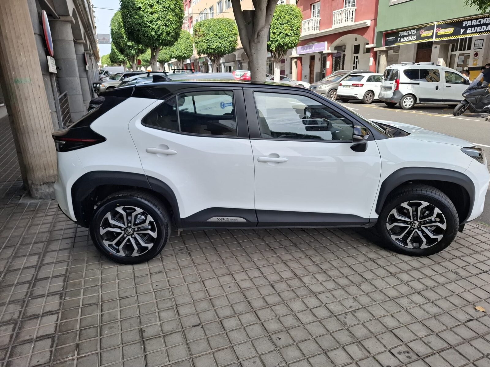 TOYOTA ACTIVE TECH