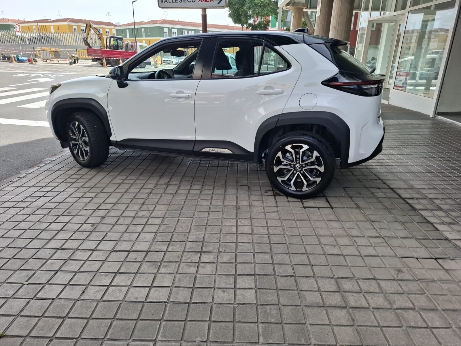 TOYOTA ACTIVE TECH